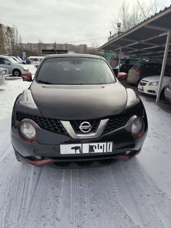 🚘продаю автомобиль :nissan juke( рестайлинг !)🔥 📅год выпуска : 2014 ( эксплуатация с 2015) 💵цена : 1.150.000 📝описание : пробег 160 200, двигатель 1.6 117 л. с работает идеально. вариатор (cvt) работает идеально. максимальная комплектация для этой модели (редкая): -электро-стеклоподъемники передних и задних дверей -подогрев сидений -электро-складывание зеркал -мультируль -климат-круиз-контроль - система кругового обзора+парктроники передние и задние с голосовым предупреждением, система контроля рядности движения -задние датчики парковки -камера заднего вида -камера 360 -abs, esp -навигация -датчики слепых зон -черный кожаный салон -кнопка старт-стоп -бесключевой доступ автомобиль чёрного цвета с красными внешними декоративными накладками. выглядит очень эффектно. служил верой и правдой, причина продажи - покупка автомобиля выше классом. в такой комплектации машин на рынке не так уж много. летние шины в подарок! тел: +7949 352 53 74 - фотография - 3