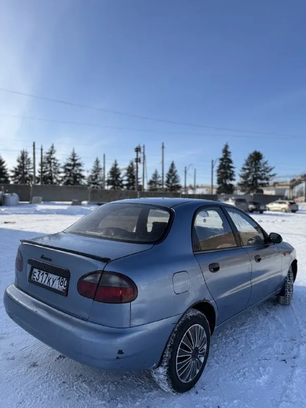 Продам lanos (поляк)🔥 год выпуска:2008🔥 пробег, км:90.000 (новый мотор) 🔥 модификация:1.6мт (а16dms)🔥 тип двигателя:газ/бензин🔥 коробка передач :механика 🔥 привод:передний🔥 тип кузова : легковой седан🔥 koмплeктaция: prestige🔥 цвет: cиний🔥 1 собственник газ вписан автомобиль в полной комплектации, гидроусилитель руля, стеклоподъемники, кондиционер, подогрев стекл. в продаже lanos на полном ходу, на автомобиле установлено газовое оборудование, так же авто работает и на бензине(на данный момент газ откинут). новый мотор-заводится с пол оборота, работает хорошо, не троит, не глохнет, тяга бешенная. кпп-все передачи включаются без хрустов, ничего не выбивает. салон в замечательном состоянии, выглядит шикарно. по электрике все в рабочем состоянии. ходовая в замечательном состоянии, едет мягко. по кузову имеются ньюансы, не критично. так же имеется видео, по просьбе отправлю для более лучшего осмотра авто. цена:229.999 тысяч возможен пригон по договоренности. возможен обмен. номер для связи:+79495752024 - фотография - 3