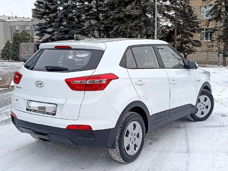 Hyundai creta 2017 1.6at -коробка автомат -пробег 167000 -цена 1.495000₽ -тел. : +79494676510 -мариуполь продаю крету в отличном состоянии, кузов без дефектов выглядит безупречно, двигатель работает ровно без посторонних звуков, подвеска отрабатывает четко без стуков, по электрике ошибок нет кондиционер печка подогревы - всё работает как положено. коробка переключается без пинков, тысячу назад была произведена замена масла, автомобиль не участвовал в дтп, не использовался в коммерческих целях всегда своевременно был обслужен(есть история обслуживания в виде заказ-нарядов). очень приятен и прост в эксплуатации, низкий расход топлива и корейское качество. - фотография - 2