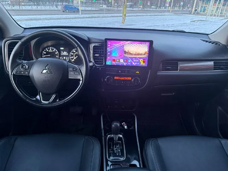 Mitsubishi outlander 2019 2.4 л, полный привод, 7 мест, климат, бесключевой доступ, подогрев сидений, кожа, 2 комплекта резины, пробег 95 т км донецк, цена 2.050.000 рублей +79493145500 - фотография - 8