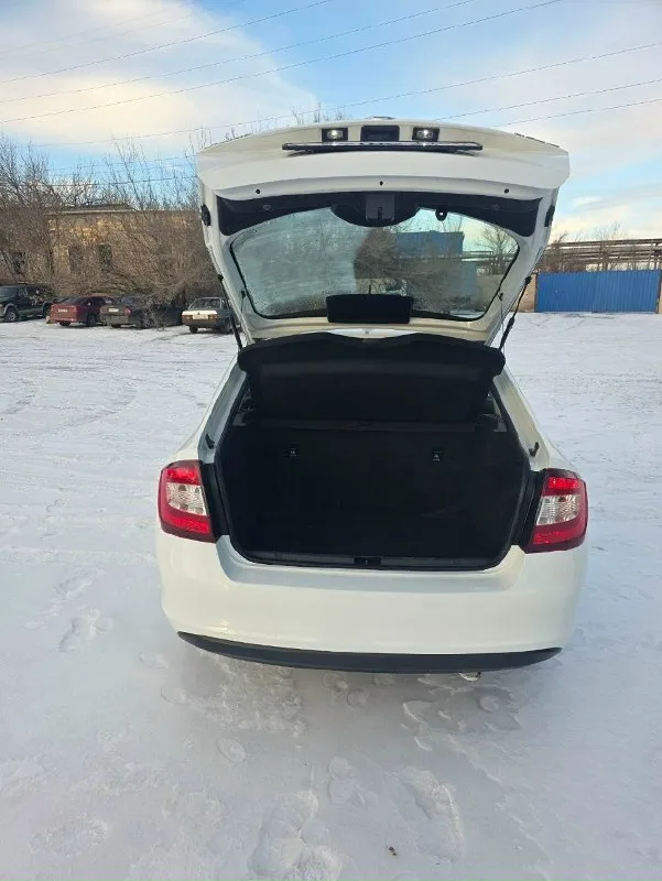 Автор: продам skoda рапид 2019 г. в пробег 166 000 км объем 1.6 л расход трасса 5.5 город 7 я хозяин по техпаспорту тех. осмотр пройден( готова к продаже) осмотр макеевка +79493931200 (telegram, max) цена 870 000 руб. ( торг). . !!!наш телеграм канал [ бесплатное размещение за репост!!! правила сообщества [ мы в мах [ [ 📞 звоните: +7(949)3931200 - фотография - 7