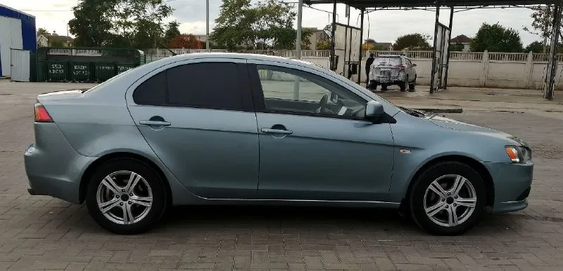 Mitsubishi lancer х 2011 год выпуска, рестайлинг !!! осмотр – донецк, макеевка. тел: +7978-555-77-28 миранда (telegram) цена – 685 000 ₽ по низу рынка, срочная продажа!!! не такси, не каршеринг, во владении у юрлиц никогда не была. стоит на учёте, техосмотр пройден. машина в хорошем рабочем состоянии. все расходники менялись вовремя по регламенту. на момент стоит новый аккумулятор, хорошая зимняя резина, ходовая в полном порядке. есть антикоррозийная обработка, обесшумлена. двигатель заводится без каких-либо проблем, работает ровно, не троит, не дымит. мкпп работает отлично, ошибок на приборной панели нет. отличная комплектация: кондиционер, бортовой компьютер, сенсорная магнитола, abs, esp, иммобилайзер, airbag, подогревы сидений (2 режима), сигнализация starline, подогрев зеркал и заднего стекла, гур, серворуль. торг присутствует, звоните всё обсудим - фотография - 8