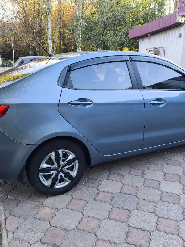 Kia rio 2013 года | надежный седан для комфортной езды
Пробег: 210 000 км
Коробка передач: мкп
Привод: передний
Цвет: голубой

Автомобиль полностью обслужен, без ржавчины, салон чистый, юридически чистый, без ограничений, все документы в порядке.
Цена: 820 000
Возможен торг при осмотре

Контакты:
📞 +79490437559 Алексей
📞 +79494363352 Ольга - фотография - 2