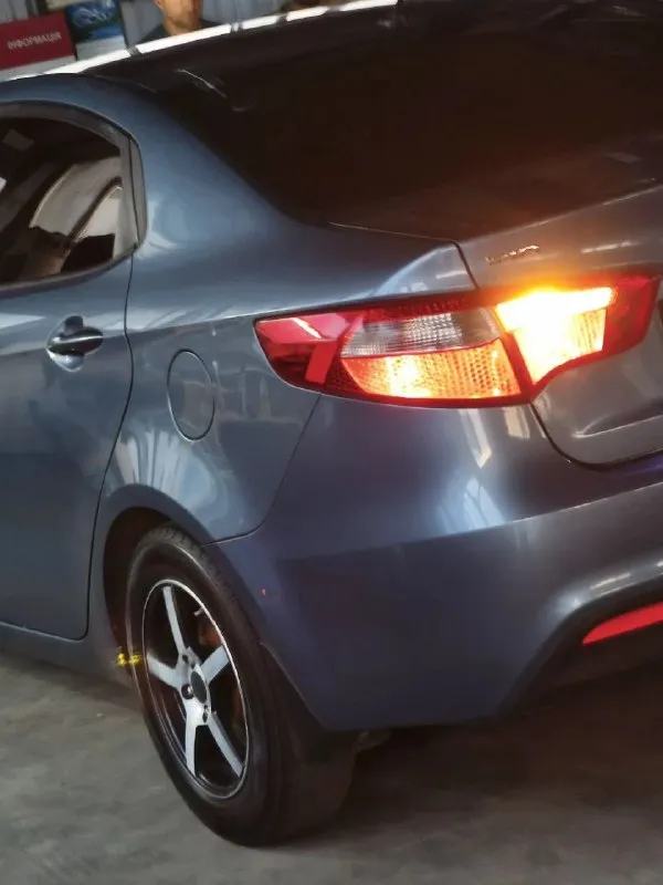 Kia rio 2013 года | надежный седан для комфортной езды
Пробег: 210 000 км
Коробка передач: мкп
Привод: передний
Цвет: голубой

Автомобиль полностью обслужен, без ржавчины, салон чистый, юридически чистый, без ограничений, все документы в порядке.
Цена: 820 000
Возможен торг при осмотре

Контакты:
📞 +79490437559 Алексей
📞 +79494363352 Ольга - фотография - 3