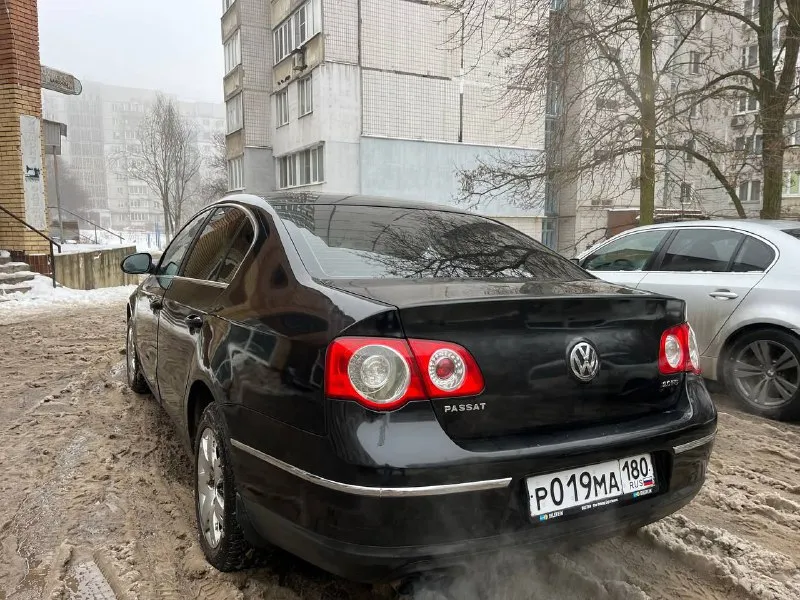 Продам volkswagen пассат б6. 2007г. 2.0 айсин! машина более 2х лет в одних руках. я хозяин. по машине сделано очень много! новая оптика с новыми линзами и замерами. свет великолепный! два комплекта шин! климат работает хорошо. кондиционер обслужен! грм новый включая помпу все ремни и ролики. не гнилой! цена 650т. р. г. донецк +79493474588 📲 tg: богдан богдан 📞 звоните: +7(949)3474588 - фотография - 4