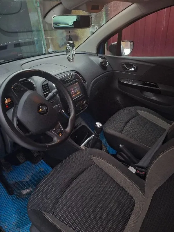 Продам renault kaptur 2017 г. выпуска мотор 2.0 бензин 115000км. пробег родной любые проверки механи... - фотография