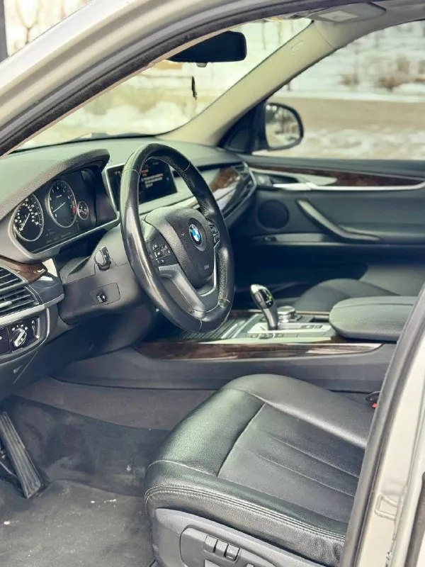 🐺 bmw x5 f15 💰цена: 3 900 000р 🏢город: мариуполь 📅год выпуска: 2015 🧾пробег: 144 842км. ⚙️двигатель: 3.0 n55b30b ⛽топливо: бензин ⚙️кпп: автомат zf8hp 📞 телефон: +7-949-727-41-51 +7-949-551-91-52 +7-989-263-55-56 💾 описание: - фотография - 9
