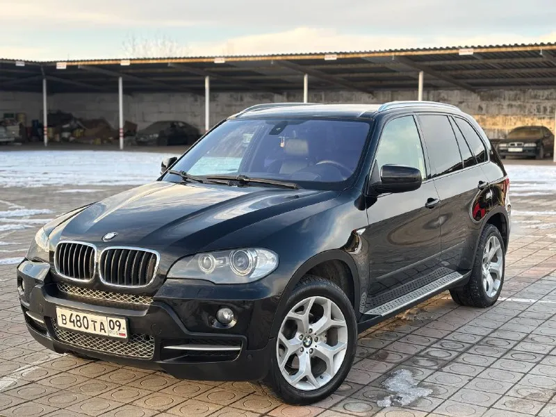 В продаже bmw x5 2007 года выпуска автомобиль в заводском окрасе на самом надежном двигателе n52b30... - фотография