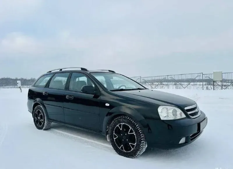 Продам chevrolet лачетти 2012 г 1.8 16 клапанная собственник один хозяин авто как новая гаражное хранение комплектация полная вложение не нужно абсолютно никаких авто местная обслужил полностью два комплекта резины зимние и летние на титановых дисках пробег 67 тысяч. тел +79492966754 📞 звоните: +7(949)2966754 - фотография - 2