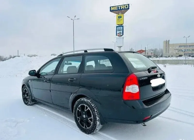 Продам chevrolet лачетти 2012 г 1.8 16 клапанная собственник один хозяин авто как новая гаражное хранение комплектация полная вложение не нужно абсолютно никаких авто местная обслужил полностью два комплекта резины зимние и летние на титановых дисках пробег 67 тысяч. тел +79492966754 📞 звоните: +7(949)2966754 - фотография - 7