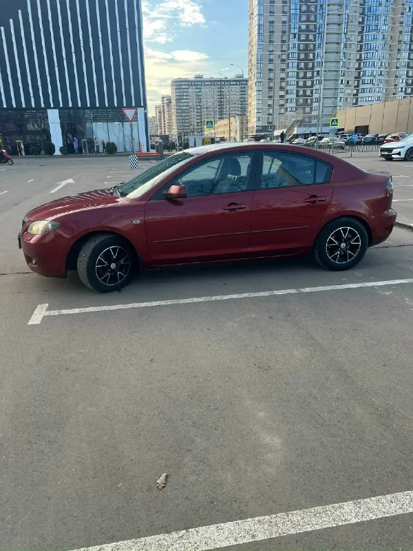 Mazda 3 рестайлинг 2008 год 230000 км пробег 1600 см3 объем 520 тыс ₽ +79493525469 евгений г. донецк продам мазду3 в очень хорошем состоянии для своих лет. пороги поварены, тормозные диски и колодки заменены в круг. климат, 4 эсп, подогревы передних сидений. заменено масло двс motul, все фильтра. в комплекте запаска докатка и полноразмерное колесо. ничего не стучит, не гремит, едет как надо, в ближайшее время ничего делать не нужно, сел и поехал. звоните, все расскажу. 📞 звоните: +7(949)3525469 - фотография - 3