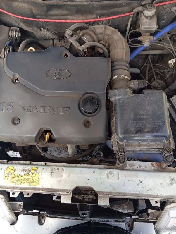 ‼продам ваз 21104 красный луч 2005 года, ✅ по документам все чисто, на пост. учете 181 регион, переоформление в мрэо купля продажи от собственника. пробег 300тыс. , двигатель 1.6, 16 клап. прошлым летом был кап. ремонт двигателя, масло не ест ⛔, фильтра масло недавно меняны, резина зимняя на титанах, есть 2 комп. летней б/у. коробка, сцепление, замок зажигания меняны ✅ 💰цена 260тыс. руб. торг у капота, смотреть машину после 16.00. +79591195400 📞 звоните: +7(959)1195400 - фотография - 8