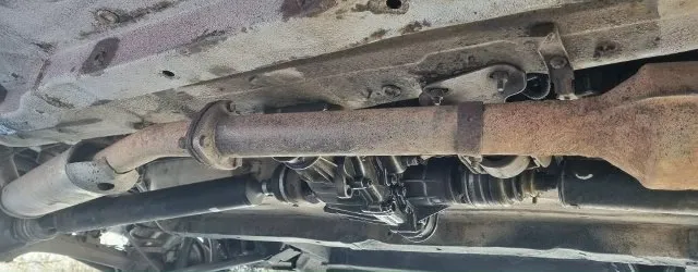 Нива 2011г. 4×4 по технике полностью обслуженная в отличном состоянии. ходовая, масло во всех узлах, карданны, аккумулятор, дисковые тормоза, колодки перед/зад- поменяны. движок, коробка, раздатка, мосты - в отличном, ничего не воет, не гудит не хрустит. сбитая машина. кузов без гнили и ржавчины. осенью красился в раптор. по электрике всё отлично, ошибок нет, печка жарит, свет горит, музыка играет. салон полность в шумоизоляции. стоит гур, эл. стеклоподъемники осмотр макеевка цена 400т. р +79490458517 📞 звоните: +7(949)0458517 - фотография - 9