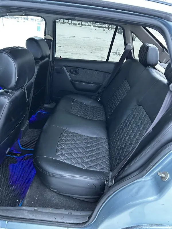 Продам дэу нексия (n150): - цена 285000+торг; - год 2012; - мотор 1,5 на 8 клапанов (a15sms с ланоса); - пробег 164тыс. ; - комплектация максимальная (кондиционер, гур, 4 эсп; подогрев заднего стекла и зеркал, штатная музыка с usb и aux); - осмотр г. мариуполь; - по документам полный порядок, продажа с переоформлением; +79495188603 - богдан. мотор сухой, не дымит, не троит, заводится и едет при любых условиях. кпп в полном порядке, не хрустит, не гудит. ходовка отличная, не стучит, не скрепит. салон в хорошем состоянии, полностью комплектный, весь функционал работает. резина зима на шипах. кузов в отличном состоянии, дно, пороги, лонжероны, стаканы, ниша под запаску, низа дверей, арки, крылья, всё в отличном состоянии, гнили нет. по лкп авто в хорошем состоянии, без серьезных дтп. пишите/звоните. - фотография - 10