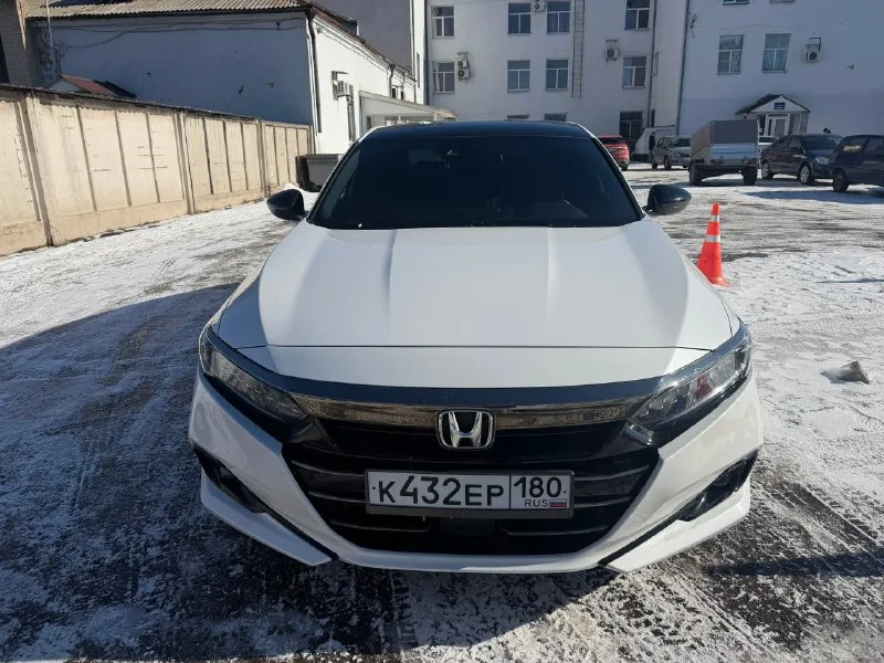 Honda accord sport 2020 год 1.5 турбо бензин ⛽️ оригинальный пробег-76500 км идеальное состояние чёрный потолок новая резина дистроник камера заднего вида хорошая музыка 🎧 климат контроль круиз контроль старт стоп обслужена свежее масло в двигателе и все фильтра все заводские стёкла -включая лобовое безопасность на месте сделана полная шумоизоляция чёрная крыша и зеркала кузов в идеальном состоянии-без царапин и сколов салон как новый диски ровные не варенные-без царапин я хозяин по птс продавать буду тоже я возможен обмен на авто с вашей доплатой тех осмотр пройден 2🍋350 тыс руб +79491077377 донецк. 📞 звоните: +7(949)1077377 - фотография - 5