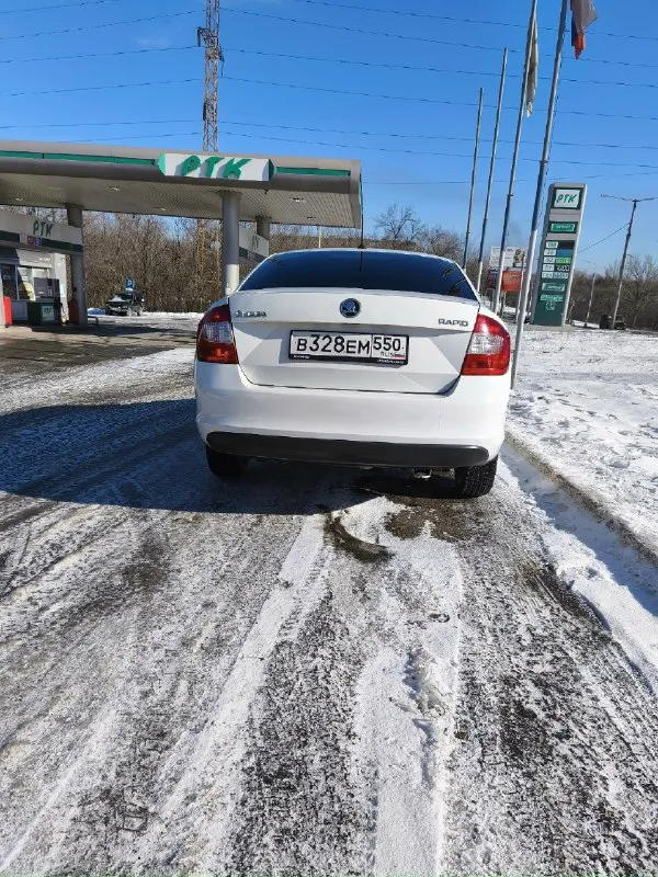 Продам skoda рапид 2015 г. пробег: 141.000 тыс. в отличном состоянии. вложений не требует. могу скинуть видео обзор в телеграмм. осмотр г. макеевка. центральный 6 подъезд 4. звонить предворительно за 1-2. цена 740 тыс. торг. +79495091979 📞 звоните: +7(949)5091979 - фотография - 4