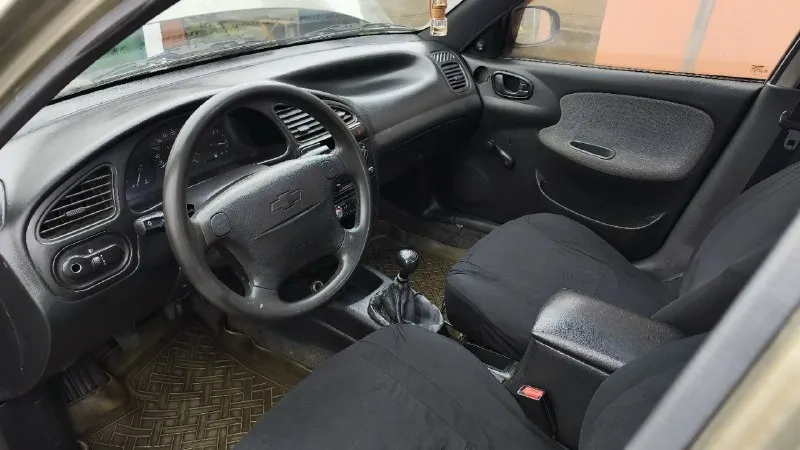 Daewoo lanos 2005г. 1.5 газ/бензин (вписан) постоянный рф, собственник, переоформление без проблем. два ключа. в целом не гнилой, местами поварен, остался левый порог (ещё не критично). мотор живой, работает ровно, гбц после полной замены клапанов и рокеров. недавно заменено много деталей: радиаторы охлаждения и печки, термостат, помпа, ремень грм, передние диски и колодки, вся колба бензонасоса, опорные подшипники, антифриз и масло, свечи, провода и распределитель. стоит хороший свет. полностью новые передние колёса и хорошая резина на задних. новое дорогое лобовое с полосой, старое запесочилось. полностью рабочая электрика. нужно немного залезть в переднюю ходовку, цена запчастей тысячи полторы. 240.000₽ +79494548460, телеграм на этом номере. 📞 звоните: +7(949)4548460 - фотография - 4