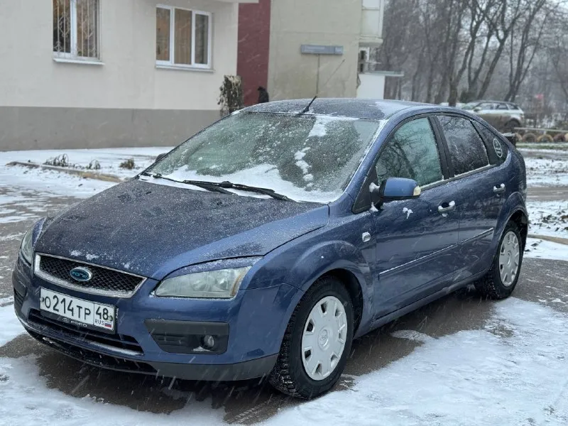 🚙ford focus 🚘 срочная продажа 💰цена - 399.000₽ 🌍 город - мариуполь 📆 год выпуска - 2007 🛞пробег - 249.000 км ⛽️топливо - бензин ⚙️модификация- 1.8 🕹️кпп - механика 🏋🏻‍♂️собственник - да ☎️+79497368266 автомобиль в идеальном состоянии! с оригинальным пробегом 100% полностью обслужен, вложений не требует не каких техника вся на отлично. осенью было сделано большое то. кузов в отличном состоянии!документы абсолютно чистые доп. инфо. по телефону. abs✅ климат✅ 4 эл. подъемника ✅ подушки безопасности✅ эл. регулировка зеркал✅ парктроник✅ - фотография - 3