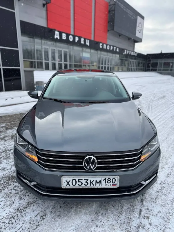 🚘 volkswagen passat wolfsburg 2019 ✅ 2018 год / 10 месяц ✅ мотор: 2.0т / бензин / акпп (aisin) ✅ пробег: 68.000 ml 🔥 в редкой комплектации wolfsburg edition: • безключевой доступ, система start-stop, датчики слепых зон. • люк, кожаный салон, обогрев сидений и зеркал, электрорегулировка сидений. • круиз-контроль с датчиком обнаружения препятствий и экстренного торможения. • полногабаритное мультимедиа с carplay, камера заднего вида, диски r18 на новой резине. 🚗 хорошая история авто, родной пробег, полностью обслужен. кузов покрыт керамическим составом. возможен обмен, а также продажа в кредит. 💸 1.850.000 ₽ +79495051515 (+telegram) 📞 🇷🇺 звоните: +79495051515 - фотография - 2