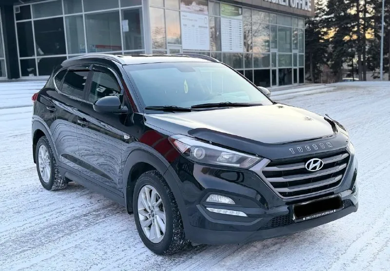 Hyundai tucson 2018г бензин 2.0 автомат автомобиль весь в заводском окрасе! один собственник из самого автосалона! очень комфортный автомобиль! есть все для комфортного вождения! подогрев сидений передних и задних, подогрев руля, камера заднего вида, монитор андроид, парктроник, мульти руль, круиз-контроль, климат-контроль, авто свет, датчик дождя, и многое другое…. есть диагностическая карта в мрэо переоформление помогу!!! юридически автомобиль чист!!! цена 1,955₽ ▶️смотреть больше фото◀️ все вопросы по тел+79494681080 📞 звоните: +7(949)4681080 - фотография - 7