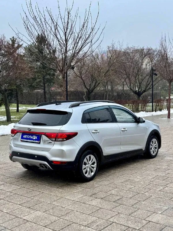 🔘 Kia rio x line

💰Цена: 1 100 000р
🏢Город: мариуполь
📅Год выпуска: 2018
🗒️Пробег: 201 154км.
⚙️Двигатель: 1.6
⛽Топливо: бензин
⚙️Кпп: механика 6-ст

📞 Телефон:

+7-949-727-41-51
+7-949-551-91-52
+7-989-263-55-56

💾 Описание:

Kia rio x-line в комплектации luxe на механической 6-ти ступенчатой кпп - это кросс-хэтчбек с повышенным дорожным просветом, ориентированный на комфорт и практичность в городских и легких внедорожных условиях.

✅ Три владельца, птс оригинал.

✅ Лакокрасочное покрытие без дефектов, два косметических окраса.

✅ Подтвержденный пробег

✅ Все стекла включая лобовое заводские.

Комплектация luxe: в этой версии предусмотрены климат-контроль, электро пакет, кожаный мульти руль, обогрев руля и передних сидений, системы abs, esp, hsa, мониторинг давления в шинах, круиз контроль, сигнализация с автозапуском, задний парктроник.

🏦 Возможна продажа в кредит по двум документам.

Улица шевченко 269 - фотография - 4