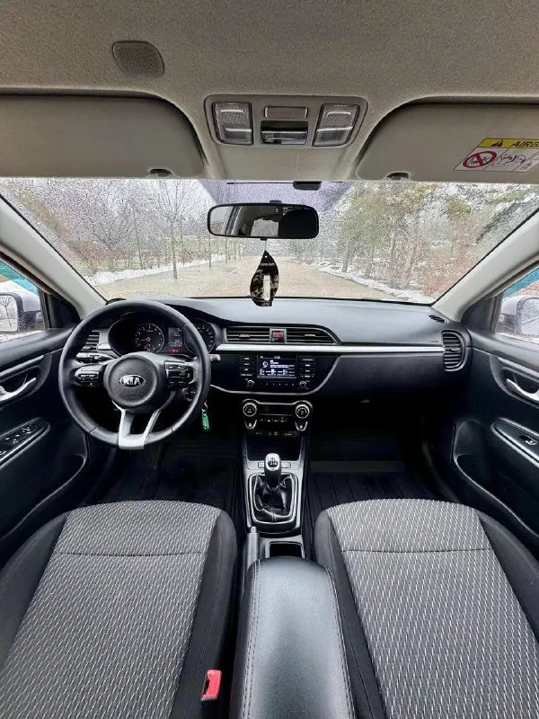 🔘 Kia rio x line

💰Цена: 1 100 000р
🏢Город: мариуполь
📅Год выпуска: 2018
🗒️Пробег: 201 154км.
⚙️Двигатель: 1.6
⛽Топливо: бензин
⚙️Кпп: механика 6-ст

📞 Телефон:

+7-949-727-41-51
+7-949-551-91-52
+7-989-263-55-56

💾 Описание:

Kia rio x-line в комплектации luxe на механической 6-ти ступенчатой кпп - это кросс-хэтчбек с повышенным дорожным просветом, ориентированный на комфорт и практичность в городских и легких внедорожных условиях.

✅ Три владельца, птс оригинал.

✅ Лакокрасочное покрытие без дефектов, два косметических окраса.

✅ Подтвержденный пробег

✅ Все стекла включая лобовое заводские.

Комплектация luxe: в этой версии предусмотрены климат-контроль, электро пакет, кожаный мульти руль, обогрев руля и передних сидений, системы abs, esp, hsa, мониторинг давления в шинах, круиз контроль, сигнализация с автозапуском, задний парктроник.

🏦 Возможна продажа в кредит по двум документам.

Улица шевченко 269 - фотография - 8
