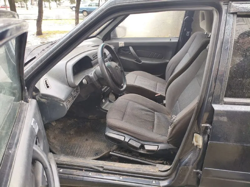 Продам 2114 год 2009 цена 158 торг на увереном ходу новый акб заменены колодки прокладки поддон, крышка клапанов, помыт маслоприёмник, новые брони провода свечи, масло коробка отлично, свет лэды, новы блок предохранителей, новое лобовое стекло остальные вопросы по телефону +79496018021 📲 tg: денис александрович 📞 звоните: +7(949)6018021 - фотография - 5