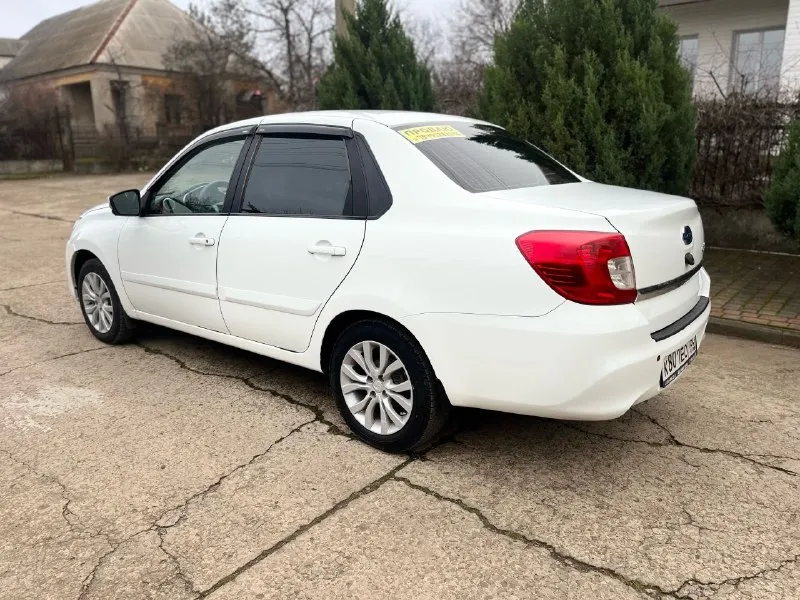 Datsun on-do 2020 г. в. datsun — японский автомобильный бренд, который принадлежал компании nissan и её предшественникам. 1.6 мкпп 87 л. с. пробег 170 т родной, любые проверки 🔥без дтп, страховых выплат, юридически чистый кузов в потрясающем состоянии, в живую выглядит лучше чем на фото. рыжиков нет мовсем недавно прошла большое то , коробка, подвеска в идеальном состояние в самой полной комплектации: abs, гур, кондиционер, подогрев сидений, магнитола с blutooth, эсп новая зимняя резина 🔥540 тыс, торг строго у машины зугрэс +7949 412-50-77 +7949 528-26-46 📲 tg: vv 📞 звоните: +7(949)4125077 - фотография - 6