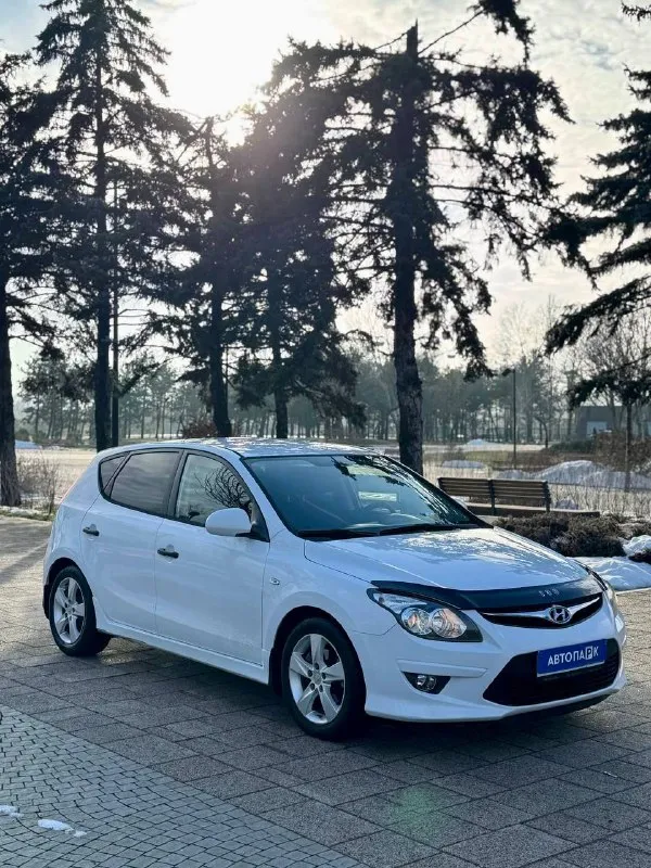 🇰🇵 hyundai i30 rest 💰цена: 700 000р 🏢город: мариуполь 📅год выпуска: 2010 🧾пробег: 169 753км. ⚙️двигатель: 1.6 ⛽топливо: бензин ⚙️кпп: механика 📞 телефон: +7-949-727-41-51 +7-949-551-91-52 +7-989-263-55-56 💾 описание: - фотография - 3