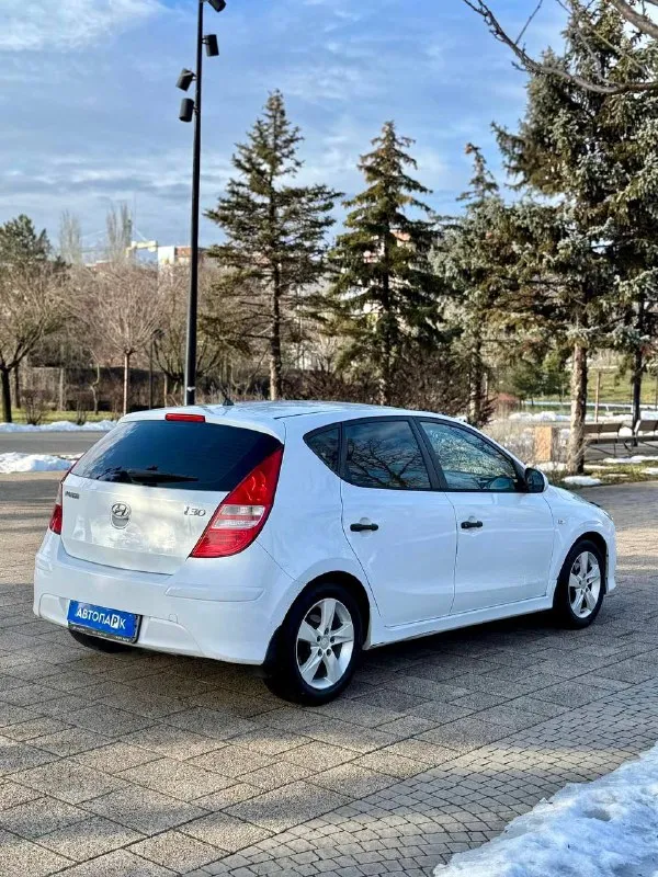 🇰🇵 hyundai i30 rest 💰цена: 700 000р 🏢город: мариуполь 📅год выпуска: 2010 🧾пробег: 169 753км. ⚙️двигатель: 1.6 ⛽топливо: бензин ⚙️кпп: механика 📞 телефон: +7-949-727-41-51 +7-949-551-91-52 +7-989-263-55-56 💾 описание: - фотография - 4