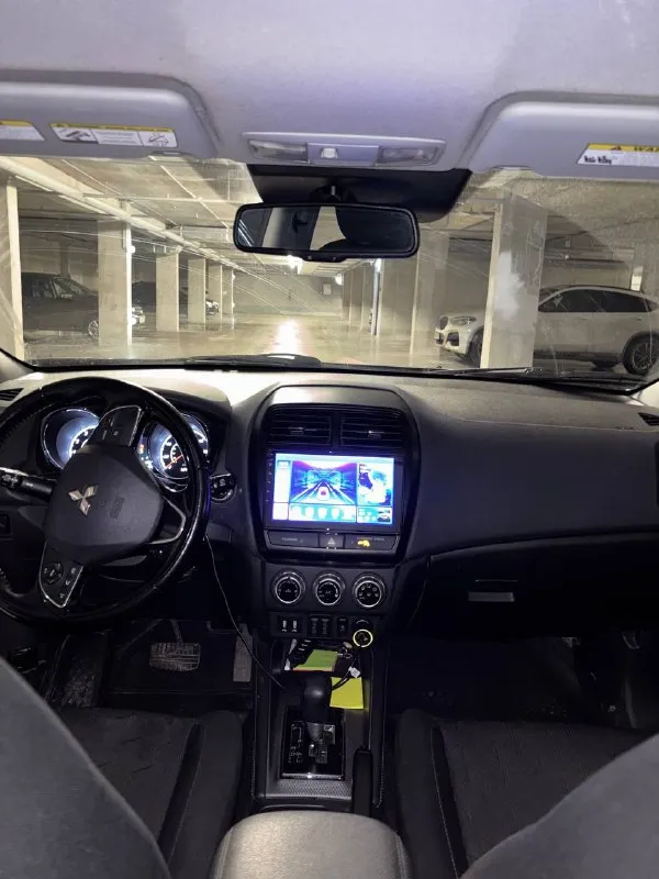 Продам mitsubishi outlander sport 2.0 cvt, 2021, 70 000 км пробег, комплектация se, покупался для себя в 2022 году, один хозяин, полностью обслужен, ничего делать не надо, резина зима-лето, цена 2150000 руб, тел +79493416705 📞 звоните: +7(949)3416705 - фотография - 7