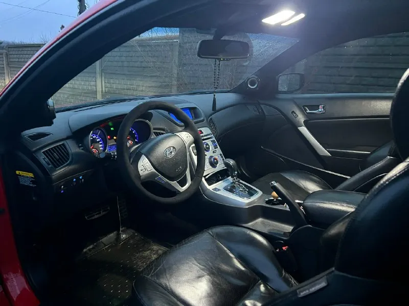 Продам!!! или обмен! hyundai генезис (2009) двигатель: 2-литра турбо бензин ( 213лс) без масло-жора!!! пробег: 285-тысяч ( родной пробег) машина обслуживалась всегда вовремя, денег никогда не жалел!! в отличном состоянии, без посторонних звуков, проблем !!! музыка шикарная, сделали очень качественно, никак на жигулях. одна проблема !!!! вечный учет!!!! город: донецк цена: 850-тысяч рублей !!!! тел: +79490787568 📞 звоните: +7(949)0787568 - фотография - 1