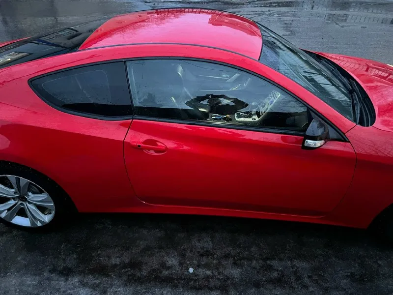 Продам!!! или обмен! hyundai генезис (2009) двигатель: 2-литра турбо бензин ( 213лс) без масло-жора!!! пробег: 285-тысяч ( родной пробег) машина обслуживалась всегда вовремя, денег никогда не жалел!! в отличном состоянии, без посторонних звуков, проблем !!! музыка шикарная, сделали очень качественно, никак на жигулях. одна проблема !!!! вечный учет!!!! город: донецк цена: 850-тысяч рублей !!!! тел: +79490787568 📞 звоните: +7(949)0787568 - фотография - 4