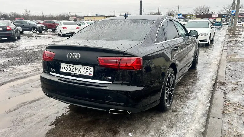 Audi a6 2015 год рестайлинг 1,8 tsi автомат gtronic 7 кожа подогревы климат пробег 200 тыс оригинал!!! вся в идеале без дтп! новая резина зима два ключа цена 1,650,000 руб торг минимальный! тел +79493153370 - фотография - 3