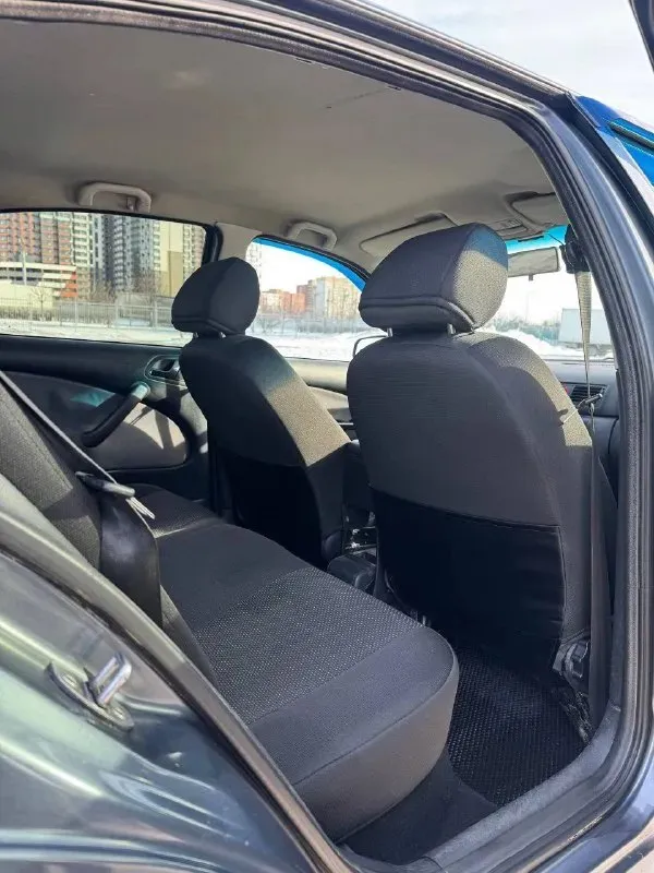 Skoda octavia tour 1.6 mpi (105 л. с. ), 2007 г. 📍 донецк 💰 480 000 руб. , торг строго у капота оригинальный автомобиль с прозрачной историей — куплена новой в автосалоне в 2007 году, за все время — 1 владелец по птс. пробег 364 000 км (преимущественно трасса). в такси не использовалась. техника: — двигатель 1.6 mpi (105 л. с. ) атмосферный, недавно после капитального ремонта, масло не расходует — 5-ступенчатая механика — без нареканий — подвеска в отличном состоянии — пороги и днище целые — антикоррозийная обработка — новая сигнализация — установлено и зарегистрировано — экономичный расход оснащение: — 4 электростеклоподъёмника с доводчиками — электрозеркала с подогревом — электрокорректор фар — кондиционер обслужен и заправлен — android-магнитола 9" + камера заднего вида + видеорегистратор + bluetooth — управление с руля дополнительно: два комплекта колёс на дисках (зима/лето) автомобиль полностью исправен, вложений на данный момент не требует. 📞 +79490354530 📞 звоните: +7(949)0354530 - фотография - 5