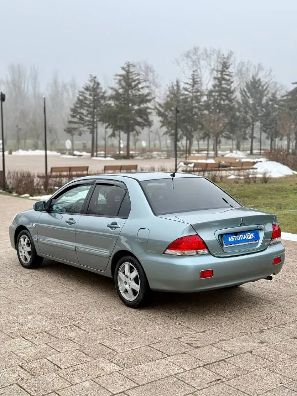 🇯🇵 mitsubishi lancer 9 restyling 💰цена: 550 000р 🏢город: мариуполь 📅год выпуска: 2007 🧾пробег: 196 651км. ⚙️двигатель: 1.6 ⛽топливо: бензин ⚙️кпп: автомат 📞 телефон: +7-949-727-41-51 +7-989-263-55-56 +7-949-551-91-52 💾 описание: легендарный седан с японским качеством будет идеальным выбором для тех кто ищет надежный автомобиль. ✅ оснащен надежным двигателем 4g18 ✅ классическая акпп ✅ южная эксплуатация ✅ отличное состояние ✅ кузов без коррозии шикарная комплектация: полный электропакет, центральный замок, кондиционер, подогрев сидений, электропривод зеркал, птф, android магнитола с вluеtооth, литые диски. улица шевченко 269 🏦 возможна продажа в кредит по двум документам. - фотография - 4