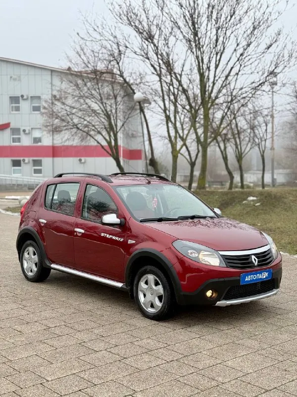 🇫🇷 renault sandero stepway 💰цена: 670 000р 🏢город: мариуполь 📅год выпуска: 2011 🧾пробег: 191 793км. ⚙️двигатель: 1.6 8v ⛽топливо: бензин ⚙️кпп: механика 📞 телефон: +7-949-727-41-51 +7-949-551-91-52 +7-989-263-55-56 💾 описание: sandero stepway ii 🚙 двигатель k7m 1.6 8v самый простой и надежный в линейке, ходовая без посторонних звуков, мягкая, высокий клиренс. опрятный салон. ✅ 1 владелец, птс оригинал ✅ техническая часть на 5+ ✅ оцинкованный кузов ✅ отличное состояние шикарная комплектация: ❄️ кондиционер (холодит шикарно), гур, abs, 2 подушки безопасности, магнитола с bluetooth, подогрев сидений, птф, отличная зимняя резина, задний парктроник, фаркоп. ➕ приятный бонус для нового хозяина: комплект грм, ролики, свечи, колодки, рулевые тяги и тд. улица шевченко 269 🏦 возможна продажа в кредит по двум документам. - фотография - 3