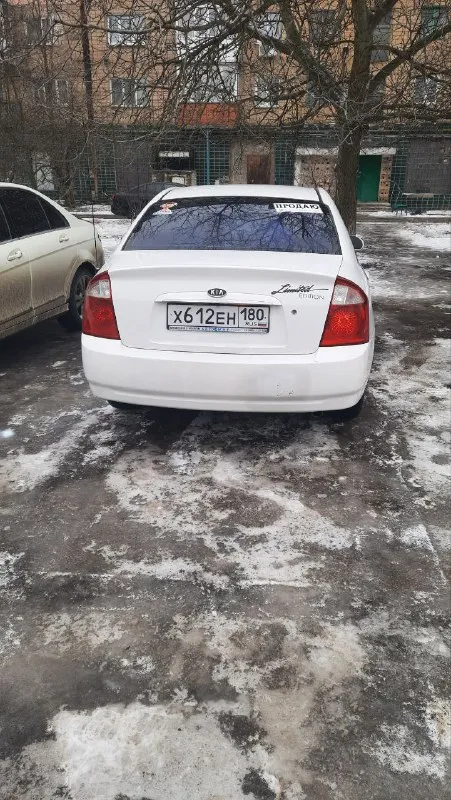 Kia cerato 2.0 at‼️ год выпуска 2004 объём двигателя 2.0 коробка автомат установлен газ коробка автомат, двигатель работают идеально. 2 литра едут очень резво. американка. двигатель и коробка как в hyundai tucson безопасность вся целая климат контроль 4 стеклоподьемника с доводчиками стаканы как новые арки в отличном состоянии. камера заднего вида сенсорная магнитола сигнализация с автозапуском по электрике вопросов нет. расходники все поменяны. юридически чистая. из минусов - при езде на газу выскакивает чек, на сто говорят что это норма. - люк не открывается - есть нюансы по кузову 450т торг возле капота! г. макеевка +79493337606 📲 tg: @alena_5891 📞 звоните: +7(949)3337606 - фотография - 3