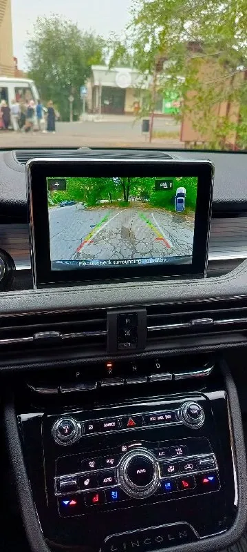 Продам авто lincoln corsair 2022г 2л 250л полный привод акпп пробег 81т цена 2.380 торг авто без про... - фотография