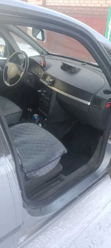 Продам opel мерива а 1.6 87л удобная мягкая машина для работы и семьи, климат контроль абс еср 2 подушки безопасности, задние сиденья складываются в пол места с зади очень много, с продажей не спешу 1 хозяин цена авто 410т ₽ без музыки +79497517816 📞 звоните: +7(949)7517816 - фотография - 4