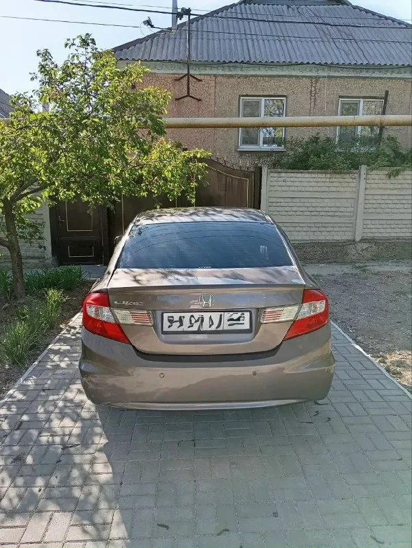 Автор: honda civic 1.8 mt, 2012 года реальный пробег 190 000 км. 2 комплекта резины зима и лето. цена 1 240 000р торг донецк все вопросы по телефону, телеграм +7 (949) 644-90-54.. ???наш телеграм канал [ бесплатное размещение за репост??? правила сообщества [ мы в мах [ [ 📞 звоните: +7(949)6449054 - фотография - 4