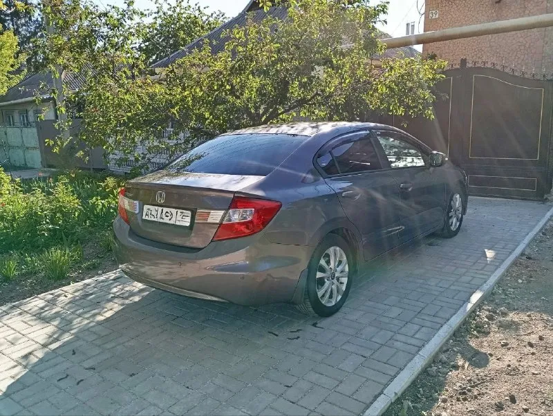 Автор: honda civic 1.8 mt, 2012 года реальный пробег 190 000 км. 2 комплекта резины зима и лето. цена 1 240 000р торг донецк все вопросы по телефону, телеграм +7 (949) 644-90-54.. ???наш телеграм канал [ бесплатное размещение за репост??? правила сообщества [ мы в мах [ [ 📞 звоните: +7(949)6449054 - фотография - 5