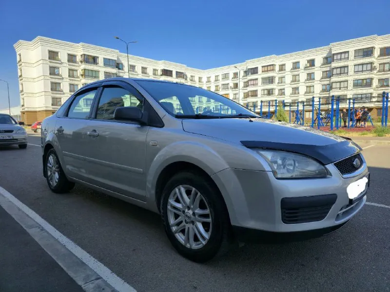 Продам ford focus 2006 год 1.6 бензин цена 510 000 автомобиль в хорошем состоянии, есть кондиционер работает отлично, зелёная автотека, обслужен, ходовая в хорошем состоянии не гремит не стучит по двигателю вопросов нет, коробка в отличном состоянии, есть небольшие нюансы по кузову (рыжики)машина сел и поехал, документы в порядке юридически чистая осмотр город мариуполь вопросы по телефону +7 949 450-74-92!! торг!! 📲 tg: @buzlama_11 📞 звоните: +7(949)4507492 - фотография - 3