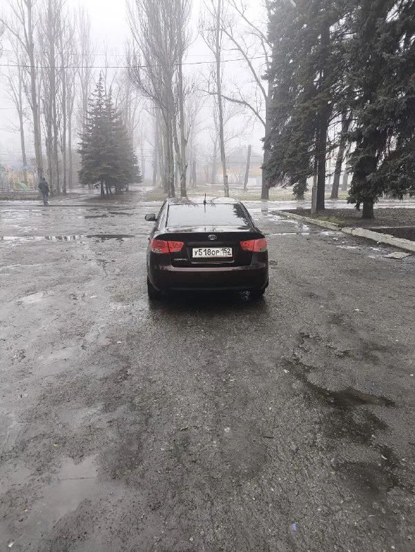 Продам kia церато 1.6 мт, цена 660.000 ( не большой торг на бензин), дата выпуска декабрь 2010 г, пробег 219 тыс км, делать ни чего не нужно! Мультируль и кондиционер работает!
4 Стеклоподъёмника,
Машина на мне, двигатель сухой ( работает ровно, масло не расходует), нет и не было, кпп на отлично, 2 хоз, 2 ключа, птс оригинал, автотека хорошая, есть несколько небольших сколов на кузове, возникших в процессе эксплуатации. Запретов, ограничений и лицензии такси нет ! Авто площадки и специалистов перепродающих авто, просьба не беспокоить ( это не ваш вариант).
Территориально г. Макеевка район мкр-на "зелёный"
+79493272515
📞 Звоните: +7(949)3272515 - фотография - 4