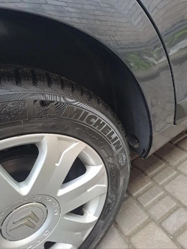 Продам citroen с4, 2010г пробег 167000 км. кпп механика. машина с зелёной автотекай, пробег родной. не когда не подводила. масло не кушает не граммы. по комплектации хорошая, круизконтроль, подогрев сидений, подогрев зеркал, климатконтроль, мультируль, двухдинавая магнитола, резина мишелин (оригинал, францыя) т. +79497344530. 600000р. торг. мариуполь 📲 tg: д 📞 звоните: +7(949)7344530 - фотография - 6