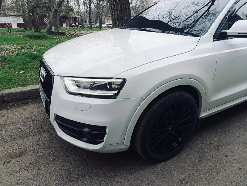 Продам audi q3 2013г. цена 1 900 000₽ ☎ +7 (949) 366-80-93(телеграмм) мотор 2.0т (170л. с) коробка dsg (dq 500) сцепление новое полный привод quattro(с блокировкой оси) пробег 258 000км машина в отличном состоянии без вложений. любые проверки за ваш счет. богатая комплектация. 2-х зонный климат, кожаный салон, парктроники, мультируль, омывателя фар, подогревы сидений, камера заднего вида, заводской адаптивный ксенон, доводчики стекол, 2 ключа. из допов-магнитола teyes, видео регистратор, крыша в пленке, 2 комплекта резины на дисках, доработанные птф. все остальные вопросы по телефону 🤝 я собственник машины, машина оформлена на меня. 📍машина находиться в г. амвросиевка. рассмотрю обмен на авто дешевле с вашей доплатой! 📞 звоните: +7(949)3668093 - фотография - 4