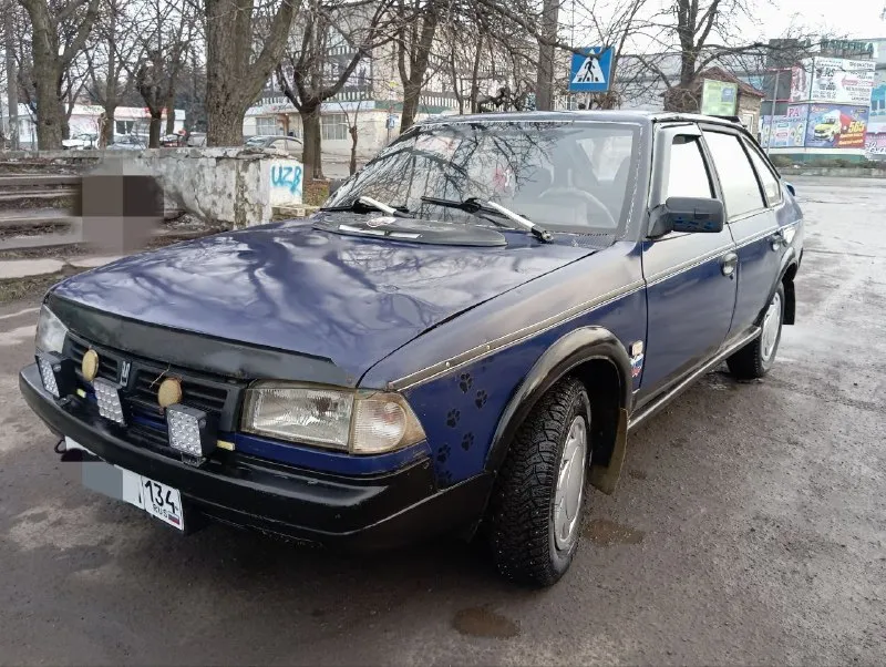 Продам москвич 2141 святогор 2000 г. в. двигатель 1,7 ваз нива. новые карбюратор, бензонасос, катушка зажигания(электронное), новые летние шины плюс колеса с зимней шипованой резиной. стс, птс, дкп имеются. цена 50т. торг! +7 949 368 34 73 макеевка. 📞 звоните: +7(949)3683473 - фотография - 3