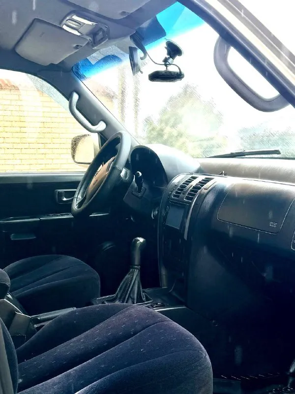 В продаже hyundai terracan. , 2.9 л, турбодизель. настоящий рамный внедорожник. , постоянный полный привод. , автомобиль обслужен. , ухожен. двигатель сухой, работает ровно, тяга паровоза, приезжайте, смотрите и слушайте на холодную (заранее предупредив) на авто езжу ежедневно. вечная “механика“ никаких нареканий не имеет. тнвд перебирался в начале осени. , промыт бак, обслужена система тормозов. , заменён стартер, выполнена ревизия ходовой части. новые масла. оптика новая, покрыта в бронеплёнку вкл и птф. есть возможность установки 3-го ряда сидений. находится с 2011 г в одной семье, имеет родной окрас кузова, что является редким явлением для рамного внедорожника ‘в возрасте’. остекление заводское, в дтп не участвовал. vin читается отл. рама целая, сварки не требует. кузов без гнили. комплектация с климат-контролем, подогревом сидений, зеркал и зоны дворников, доводчиком окон, 4-ь эл. сп и т. д. акустика заменена, играет пр 📲 tg: дмитрий 📞 звоните: +7(949)3635268 - фотография - 7