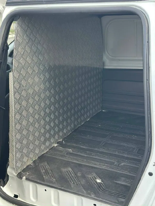 Продам ваз largus фургон 2016 рабочий грузовой largus. двигатель 1.6 тянет хорошо, коробка без проблем. пробег 177 000 км кондиционер работает. вместительный грузовой отсек — идеален для доставки и бизнеса. экономичный, недорогой в обслуживании. сел и поехал работать. документы чистые. цена: 740 000 ₽ + торг у капота. +7 (949) 169-05-58 📞 звоните: +7(949)1690558 - фотография - 7