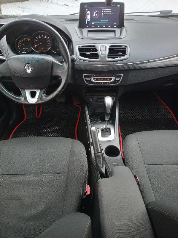 Продам renault fluence 2013г. , дв 1.6, акпп полноценный автомат не вариатор, пробег: 202тыс. км. авто без дтп в хорошей комплектации, есть все для комфортной езды, по ходовым качествам все отличной без посторонних звуков, также установленная камера заднего вида, парктроники, с документами порядок, с переоформлением, осмотр г. енакиево, цена: 620тыс. руб. разумный торг у капота, телефон: +79496270734 - фотография - 10